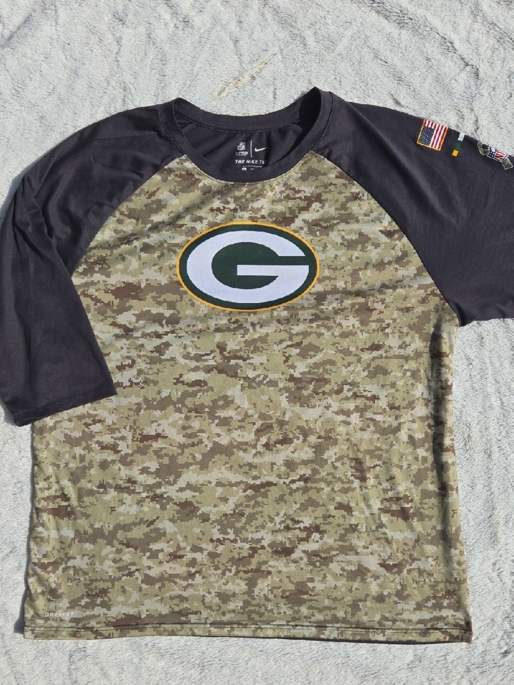 Men's Nike Green Bay Packers Camo Raglan Shirt